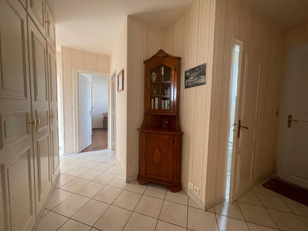 Maison L'aiguillon Sur Vie 118m² + dépendances