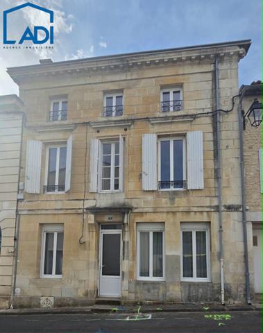 COUP DE COEUR EN CENTRE VILLE !, Saint maixent l ecole 79400