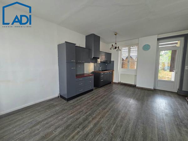 COUP DE COEUR EN CENTRE VILLE !, Saint maixent l ecole 79400
