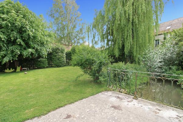 Propriété d’Exception – 454 m² habitables sur 3025 m² de terrain – Rentabilité brute estimée à +10 %