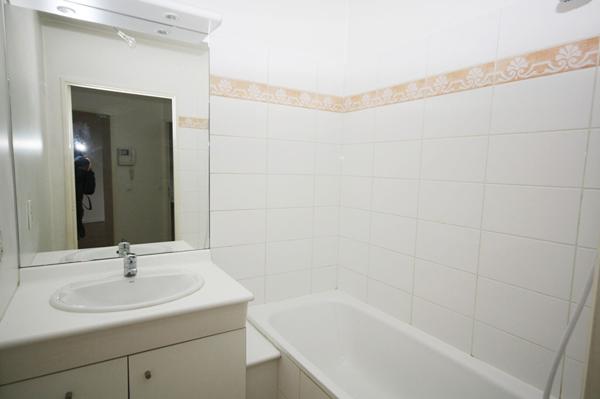 ISSY LES MOULINEAUX - BOULEVARD RODIN - Appartement 2 pièce(s) 47 m2 avec parking et cave