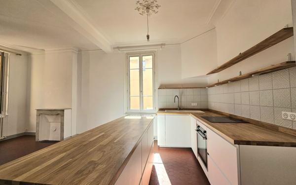 Appartement à vendre    3 pièces • 67 m2 Aix-en-Provence