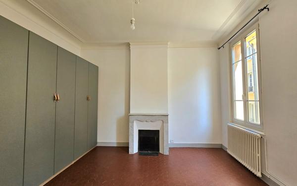Appartement à vendre    3 pièces • 67 m2 Aix-en-Provence