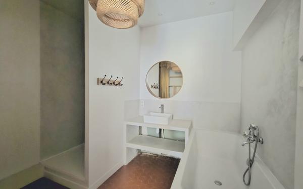 Appartement à vendre    3 pièces • 67 m2 Aix-en-Provence