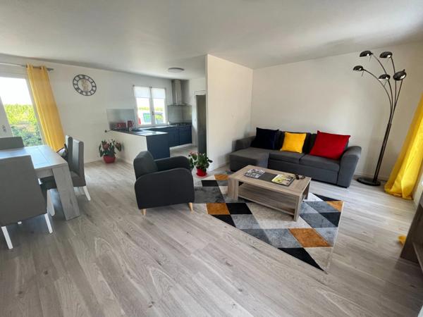 Dpt Gers (32), à vendre PLAISANCE, belle MAISON de PLAIN PIED, garage, sans travaux 100m2/ 4100m2 jardin , un peu cachée, sans nuisance