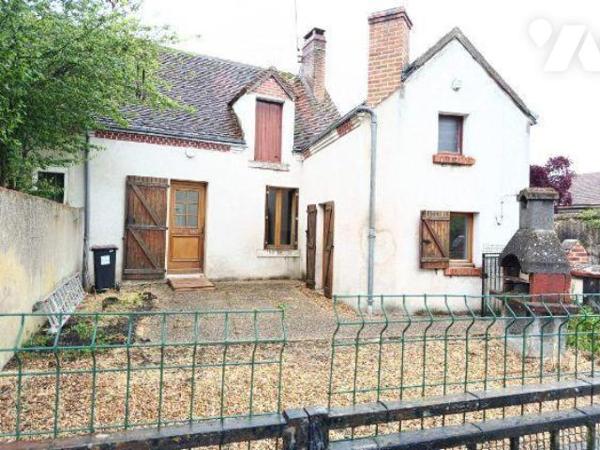 PROCHE CENTRE VILLE, TRES BON ETAT, HABITABLE SANS TRAVAUX
CHARMANTE MAISON DE VILLE, IDEAL IN...