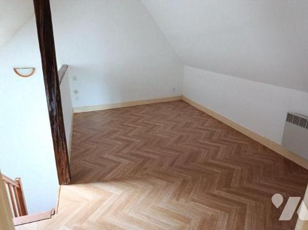 PROCHE CENTRE VILLE, TRES BON ETAT, HABITABLE SANS TRAVAUX
CHARMANTE MAISON DE VILLE, IDEAL IN...