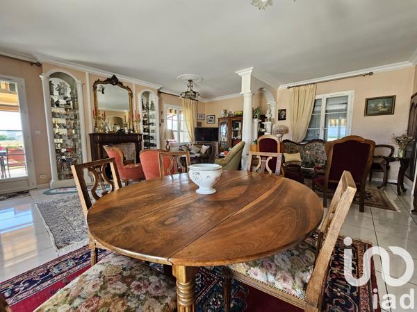 Maison à vendre 4 pièces 150 m² Châteauneuf-sur-Charente