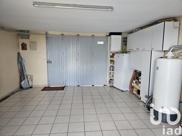 Maison à vendre 4 pièces 150 m² Châteauneuf-sur-Charente