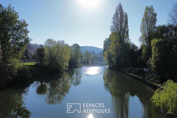 Maison rénovée avec ponton sur l’Île de Vaux : les charmes des bords de Seine