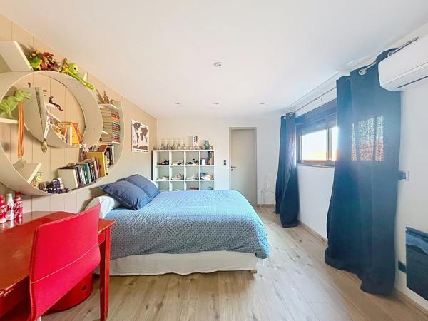 Propriété d’exception aux portes de Perpignan – 260 m² habitables sur 1 690 m² paysagés avec piscine, Pollestres
