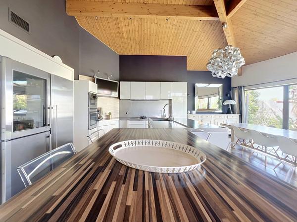 Propriété d’exception aux portes de Perpignan – 260 m² habitables sur 1 690 m² paysagés avec piscine, Pollestres
