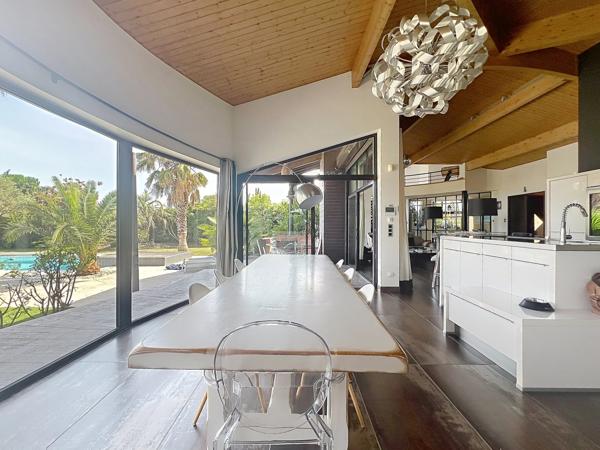 Propriété d’exception aux portes de Perpignan – 260 m² habitables sur 1 690 m² paysagés avec piscine, Pollestres