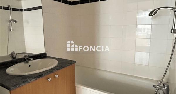Location Appartement 2 pièces 37.5 m² - Saint-fargeau-ponthierry 77310