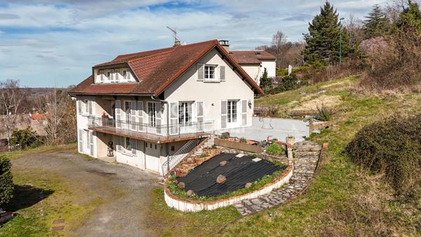 Nohanent - Maison T9 de 234 m2