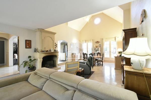 Maison Neauphle Le Chateau 7 pièce(s) 189.63 m2