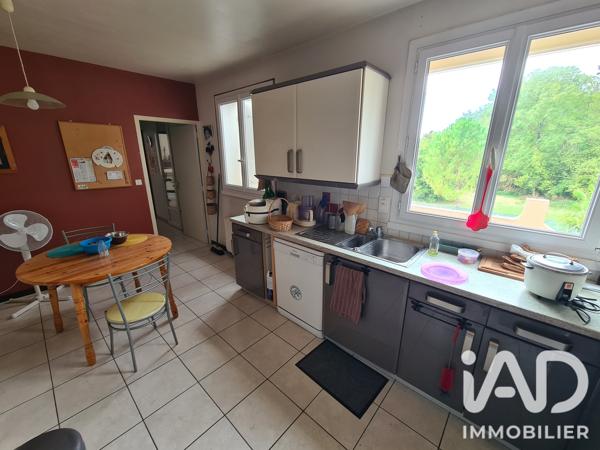Maison à vendre 5 pièces 140 m² Saint-Jean-d'Angély