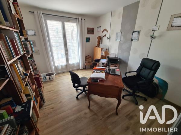 Maison à vendre 5 pièces 140 m² Saint-Jean-d'Angély