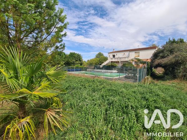 Maison à vendre 5 pièces 140 m² Saint-Jean-d'Angély