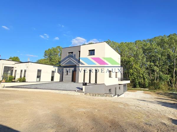 MAISON 5 chambres / 2 TERRASSES / 2 GARAGES