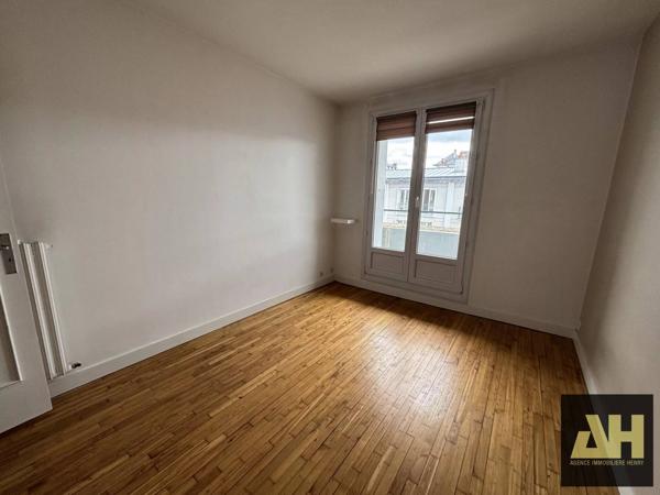 SIAM - T4 DE CHARME DE 82m² RENOVE