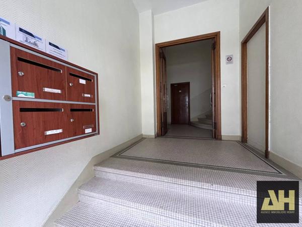 SIAM - T4 DE CHARME DE 82m² RENOVE