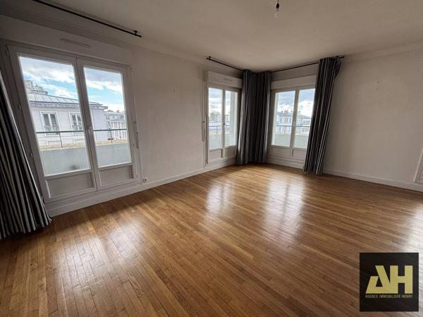 SIAM - T4 DE CHARME DE 82m² RENOVE