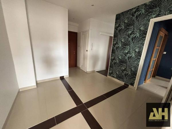 SIAM - T4 DE CHARME DE 82m² RENOVE