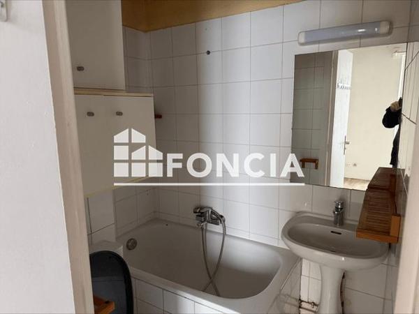 Location Studio 15.07 m² - 20 CITE POPINCOURT Paris 75011