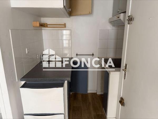 Location Studio 15.07 m² - 20 CITE POPINCOURT Paris 75011