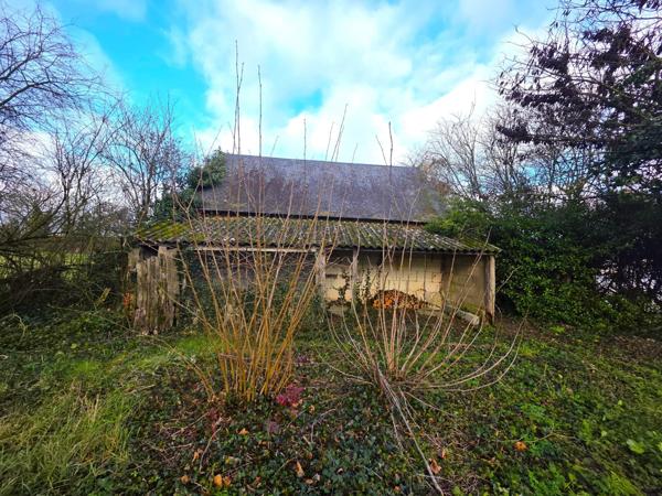 Grande maison de village et son garage et ses dépendances !