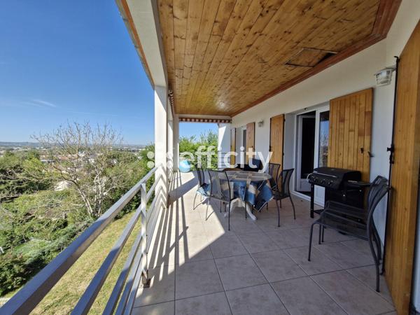 Maison 7 pièces - 137 m²