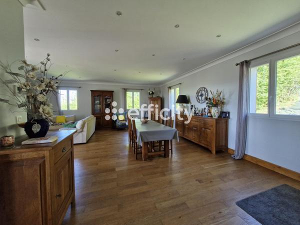 Maison 7 pièces - 137 m²