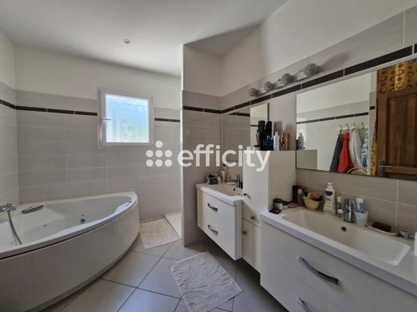 Maison 7 pièces - 137 m²
