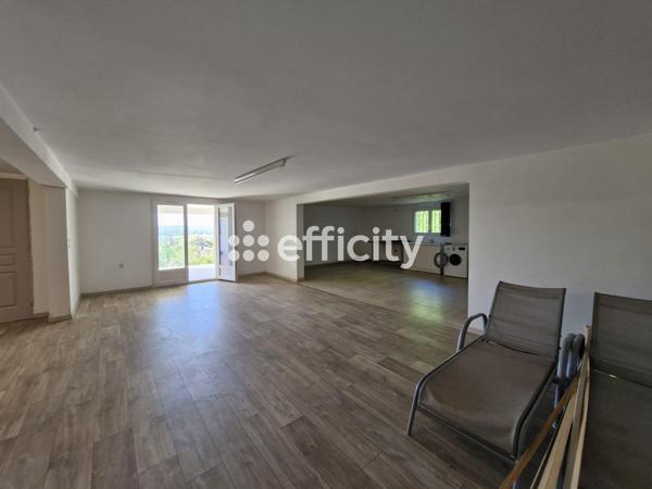 Maison 7 pièces - 137 m²