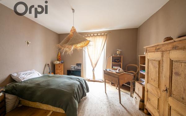 Maison à vendre    4 pièces • 226 m2 Pézilla-la-Rivière