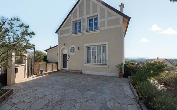 Maison à vendre    4 pièces •  Coulommiers