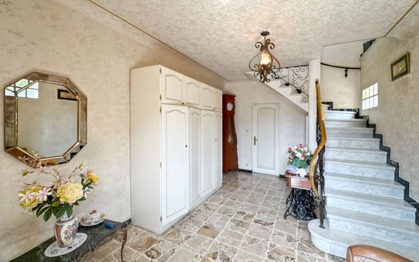 Maison à vendre    5 pièces • 150 m2 Périgueux