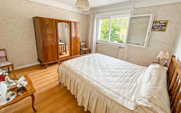 Maison à vendre    5 pièces • 150 m2 Périgueux