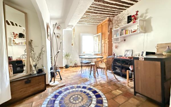 Appartement à vendre    1 pièce • 34,76 m2 Pélissanne