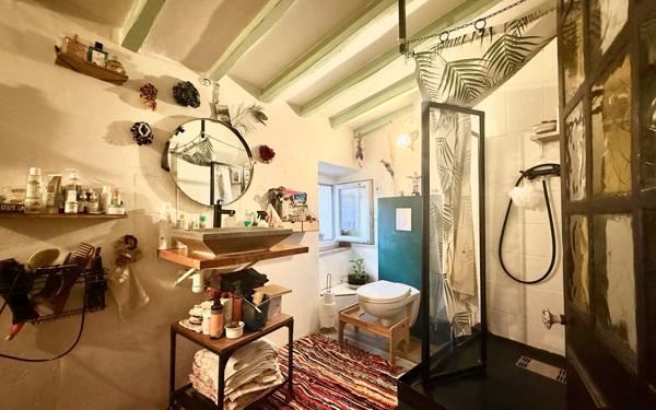 Appartement à vendre    1 pièce • 34,76 m2 Pélissanne