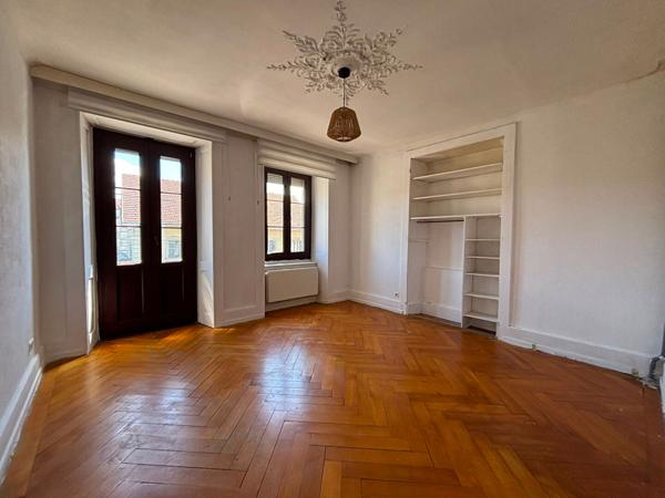 Appartement 4 pièces 84.33 m2