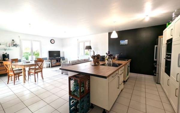 Vente Maison Plain pied rénové(e) Balbigny   