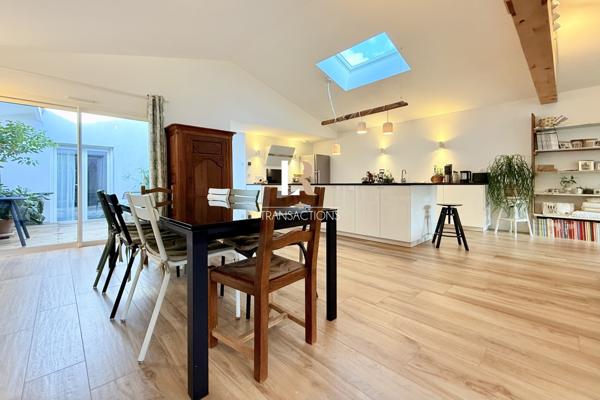 La Rochelle (17000) La Genette - Maison de Plain-pied avec quadruple garage et appartement T3