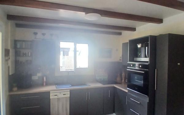 Maison à vendre    2 pièces • 50 m2 Entre-Deux