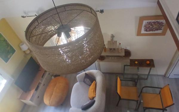 Maison à vendre    2 pièces • 50 m2 Entre-Deux