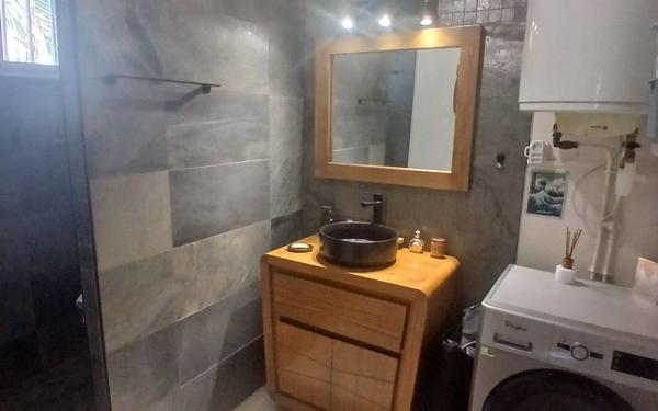 Maison à vendre    2 pièces • 50 m2 Entre-Deux