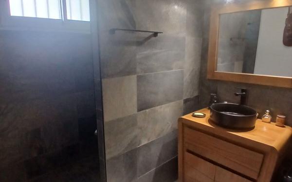 Maison à vendre    2 pièces • 50 m2 Entre-Deux