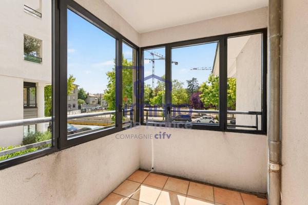 Appartement 2 pièces                                        - 69008 Lyon 8e  Arrondissement Réf : 21754