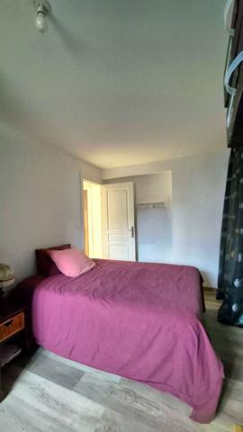 A VENDRE 5 PIECES SECTEUR COTY